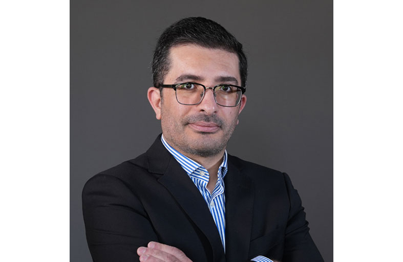 أستاذ بجامعة أبوظبي يحصل على براءاتي اختراع في مجال تطبيق التكنولوجيا الكمومية على الغرافين