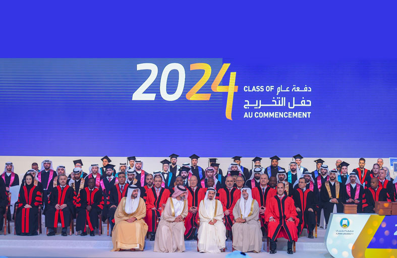 حميد النعيمي يشهد حفل تخريج دفعة عام 2024 من طلبة جامعة عجمان