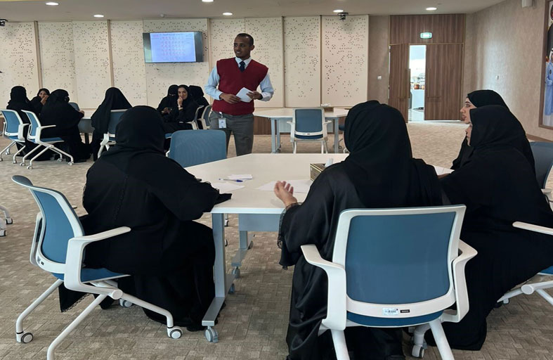 محاكم دبي تدرب كوادرها على التواصل بلغة الإشارة 