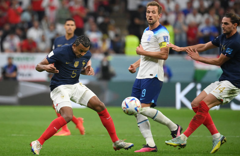 اليوم.. المنتخب الفرنسي يصطدم بنظيره الهولندي في قمة مبكرة بتصفيات يورو 2024