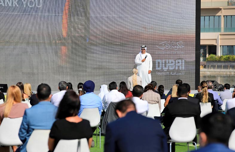 دبي للسياحة تعقد أول اجتماع مباشر مع شركائها منذ بداية جائحة كورونا