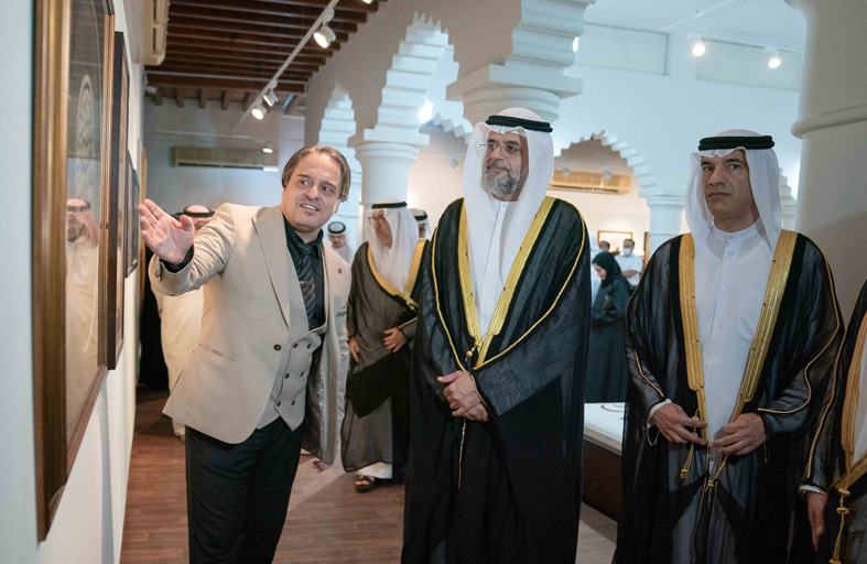 ولي عهد الشارقة يفتتح الدورة الـ 10 لملتقى الشارقة للخط