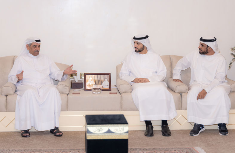 حاكم الفجيرة يطلع على المشاريع المستقبلية لهيئة الشؤون الإسلامية