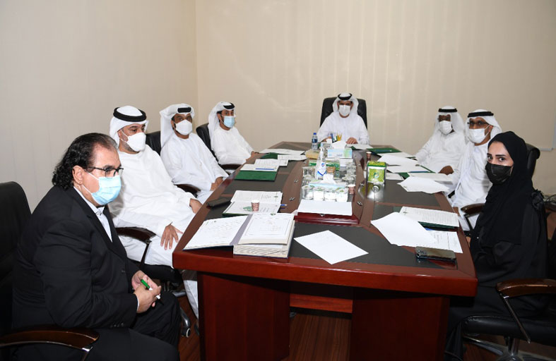إدارة شركة كرة القدم بنادي الإمارات تعقد اجتماعاً تنسيقياً لدراسة شؤون الكرة