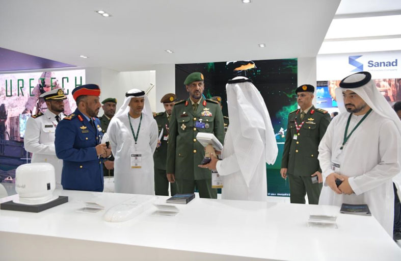 قائد العمليات المشتركة يستقبل عدداً من ضيوف معرض دبي للطيران