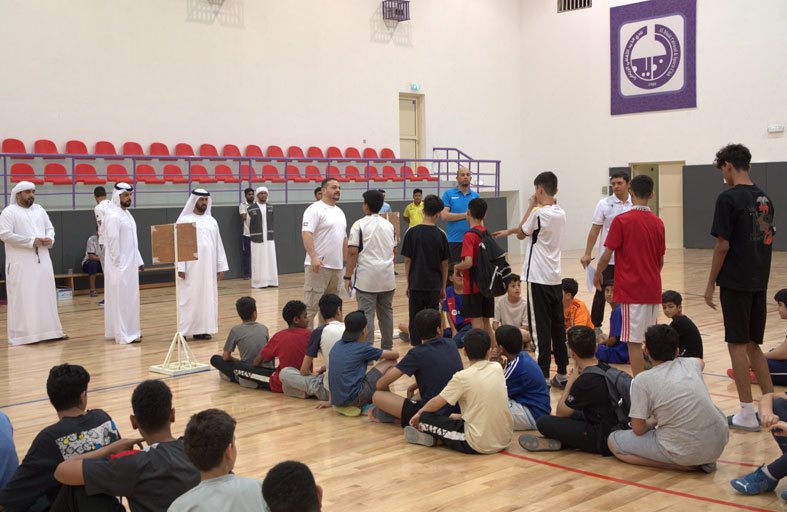 نادي الذيد يستقبل المشاركين في فعالياته الصيفية وينظم عددا من البطولات الرياضية والأنشطة الهادفة   