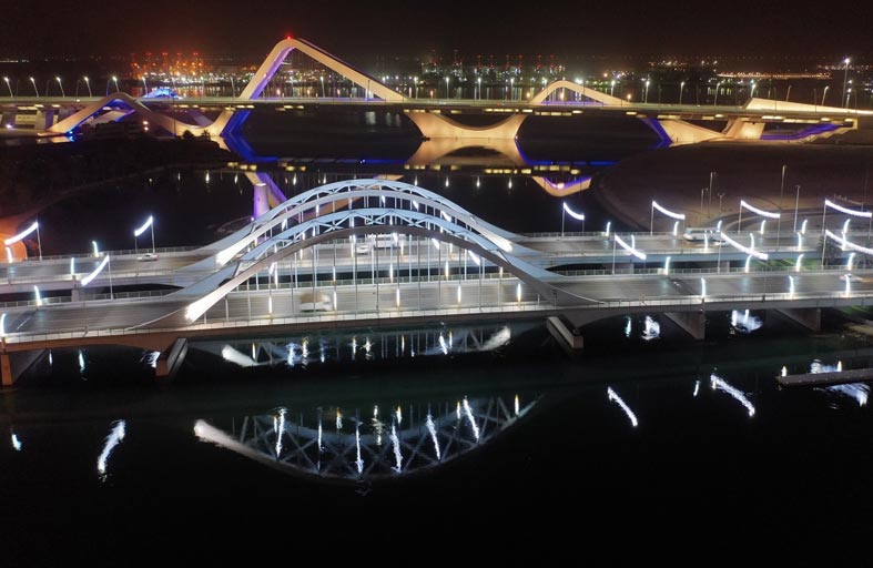 بلدية مدينة أبوظبي تعيد تأهيل جسر المقطع باستخدام تقنيات عالمية حديثة في صيانة الجسور