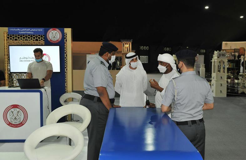 شرطة أبوظبي تشارك في مهرجان ليوا للرطب