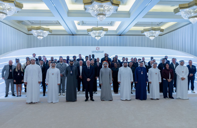 حمدان بن محمد يشهد توقيع شراكة بين «الفيفا» ومجلس دبي الرياضي لإطلاق جائزة عالمية جديدة من دبي 