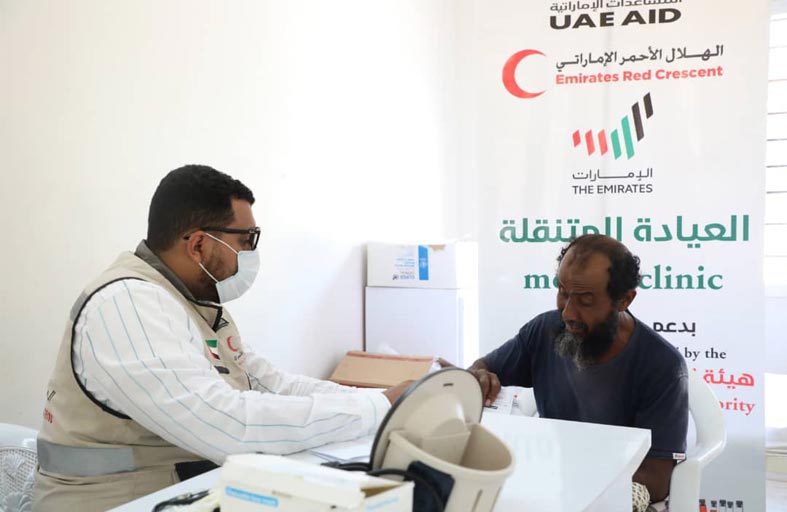 عيادات الإمارات المتنقلة تواصل تقديم الرعاية الطبية المجانية  في المناطق النائية بحضرموت