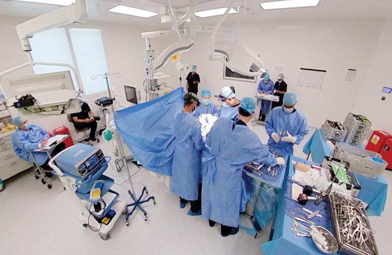 مدينة برجيل الطبية تستخدم تقنية ثلاثية الأبعاد في إجراء عملية جراحية