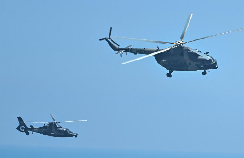 الصين تحاكي «ضرب طوق» على تايوان وواشنطن تنشر مدمرة 