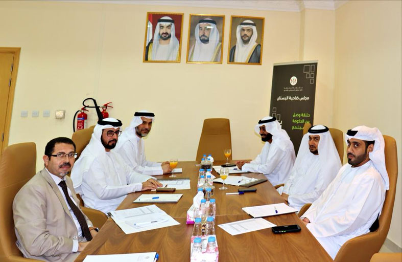 مجلس ضاحية البستان يجتمع مع دائرة الإسكان لمناقشة تحديات الإسكان وخدمة الأهالي