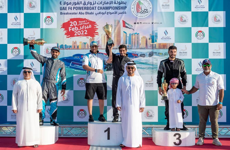 اليافعي بطلا لافتتاحية بطولة الإمارات لزوارق «الفورمولا 4»