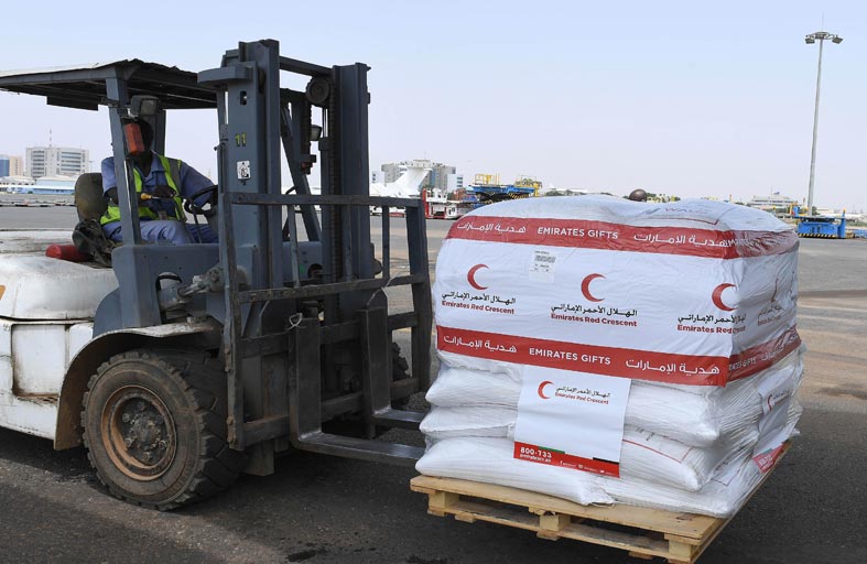 وصول طائرة ثالثة إلى الخرطوم ضمن جسر الهلال الأحمر الإماراتي لإغاثة المتأثرين من الفيضانات