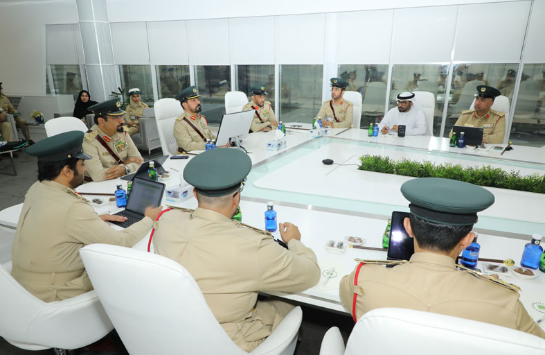 اللواء العبيدلي يطلع على سير العمل في الإدارة العامة لإسعاد المجتمع