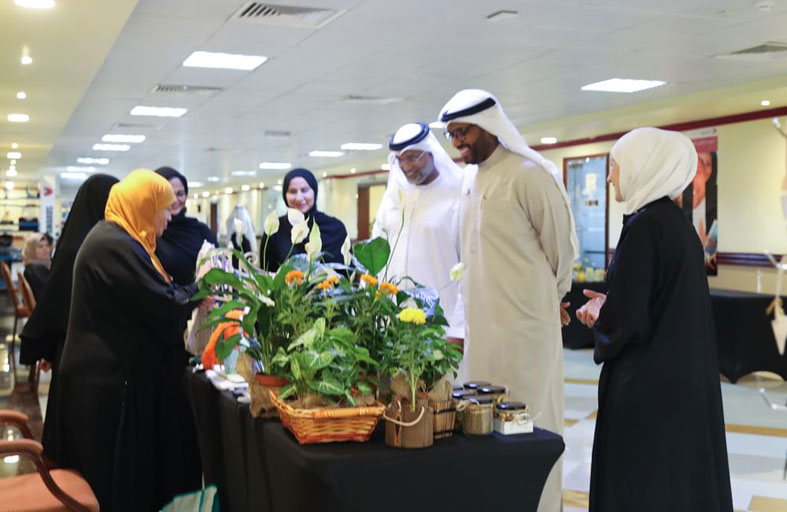 محاكم دبي تبرز إبداع أصحاب الهمم في معرض استثنائي