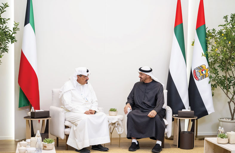 رئيس الدولة يؤكد عمق العلاقات الأخوية التاريخية التي تجمع الإمارات والكويت وشعبيهما 