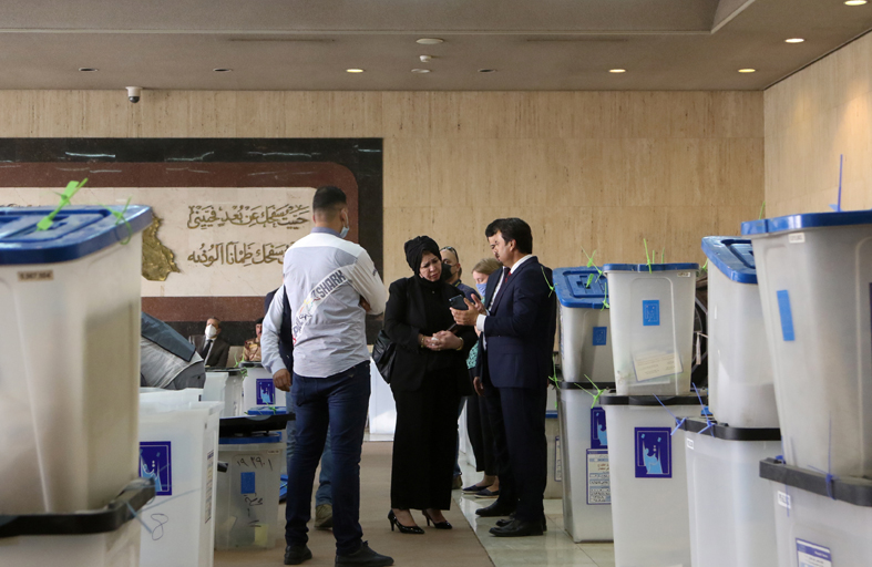 فورين بوليسي: إيران... الخاسر الأكبر في الانتخابات العراقية