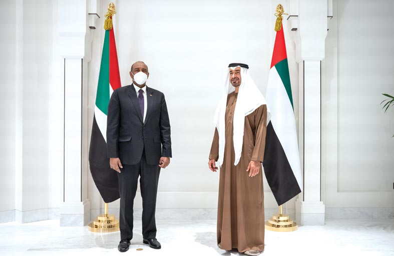 محمد بن زايد يؤكد حرص الإمارات على دعم جهود السودان الشقيق في تعزيز السلام 