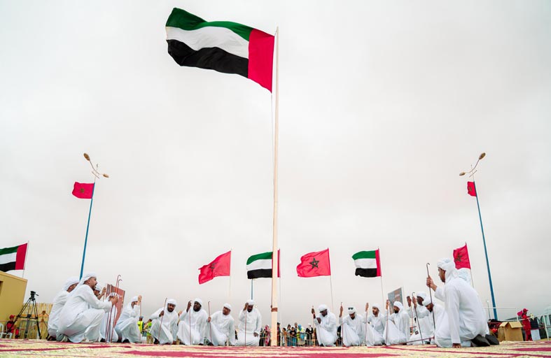الفنون الشعبية الإماراتية تستقطب زوار «موسم طانطان الثقافي 2024»