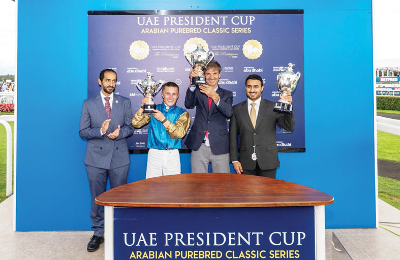 المهر «روميو إيه تي» يتوج بلقب كأس رئيس الدولة للخيول العربية الأصيلة في دونكاستر
