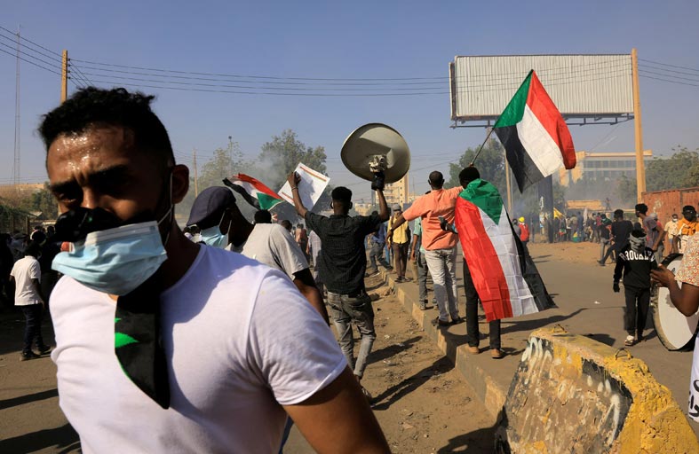 فورين بوليسي: مستقبل السودان على المحك