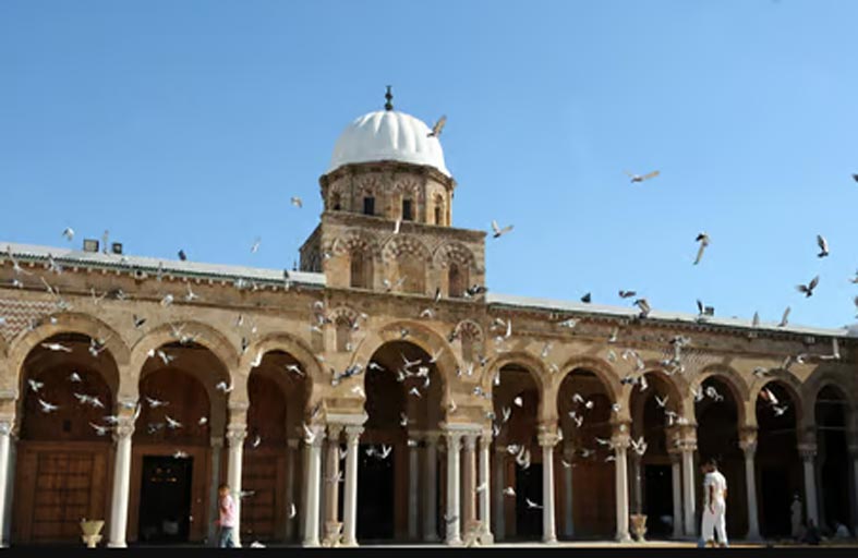 جامع الزيتونة المعمور في تونس.. معمار إسلامي فريد