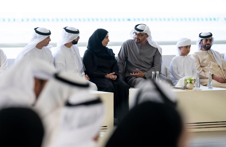 محمد بن زايد يؤكد على الاستثمار في بناء الإنسان لاستدامة ازدهار الدولة  
