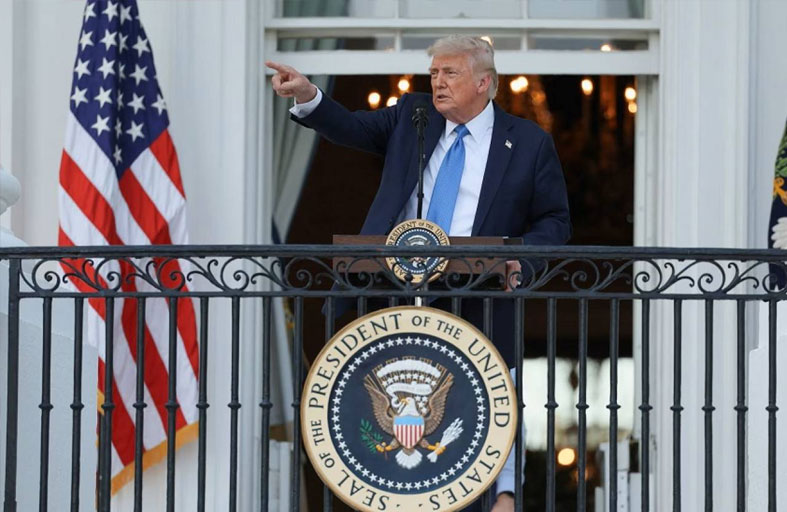 ترامب يضيف 7 دول منها سوريا والفلسطينيين لقائمة حظر السفر 