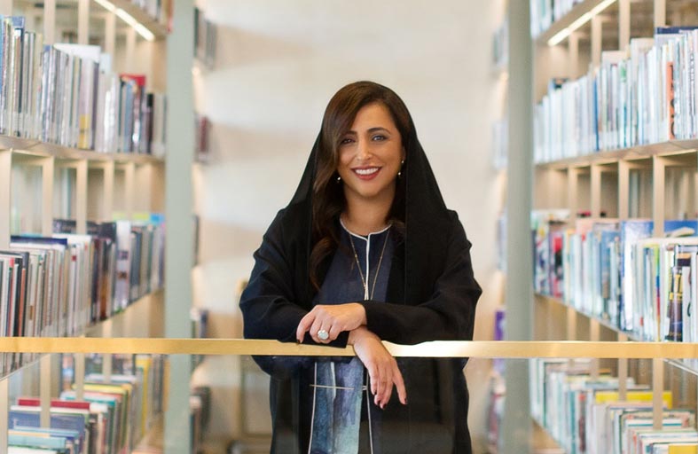 بدور القاسمي تخصص ريع الطبعة الأولى من كتاب العاصمة العالمية للكتاب لدعم مكتبة في قطاع غزة