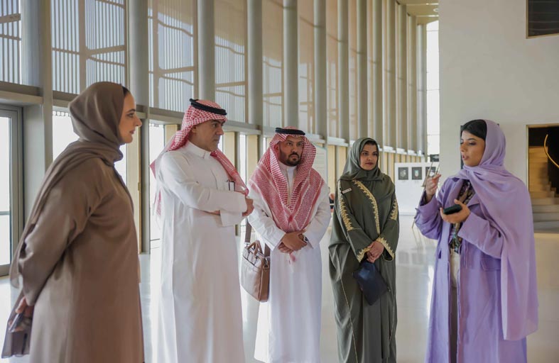 بيت الحكمة يستقبل وفداً من «هيئة المكتبات السعودية» لبحث فرص التعاون الثقافي