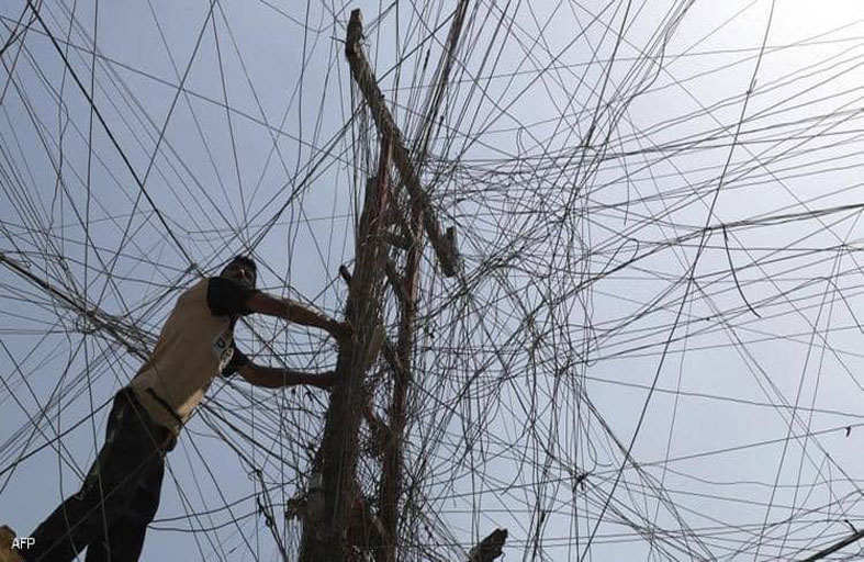 بعد حرب «أبراج الكهرباء».. إيران تعمق معاناة العراقيين