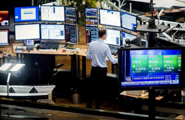 الأسهم الأوروبية تفتح على ارتفاع والأنظار تتجه لبيانات أمريكية 