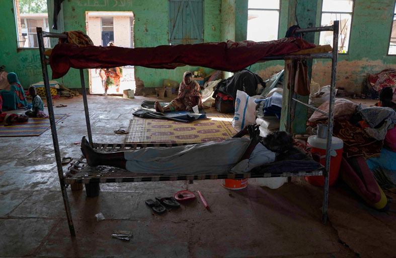 دعوات متزايدة للتفاوض والتحقيق في «جرائم حرب» في السودان