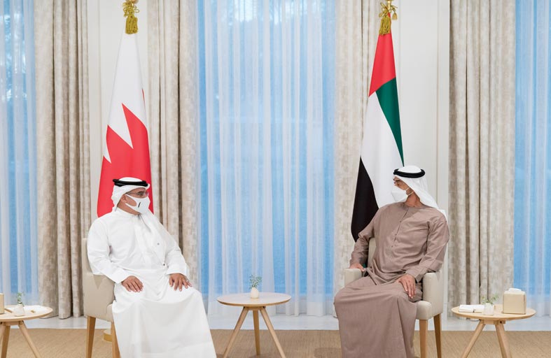 محمد بن زايد يبحث مع ولي عهد البحرين العلاقات الأخوية والمستجدات الإقليمية والدولية