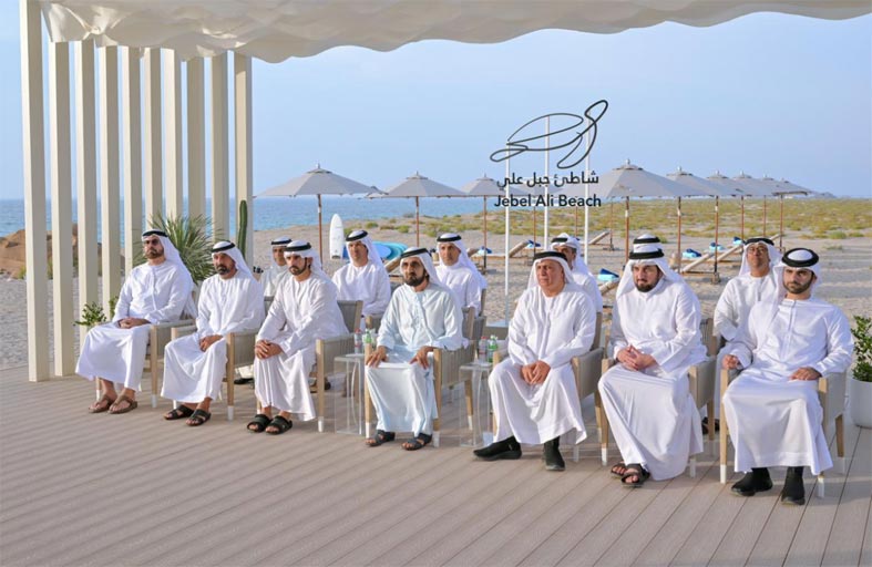 محمد بن راشد يعتمد خطة تطوير الشواطئ العامة في دبي 