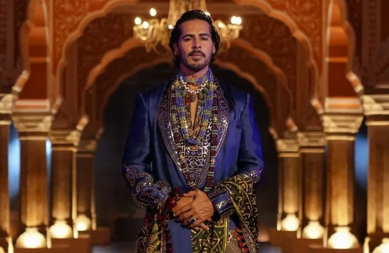 مداهمة منزل ممثل هندي شهير 