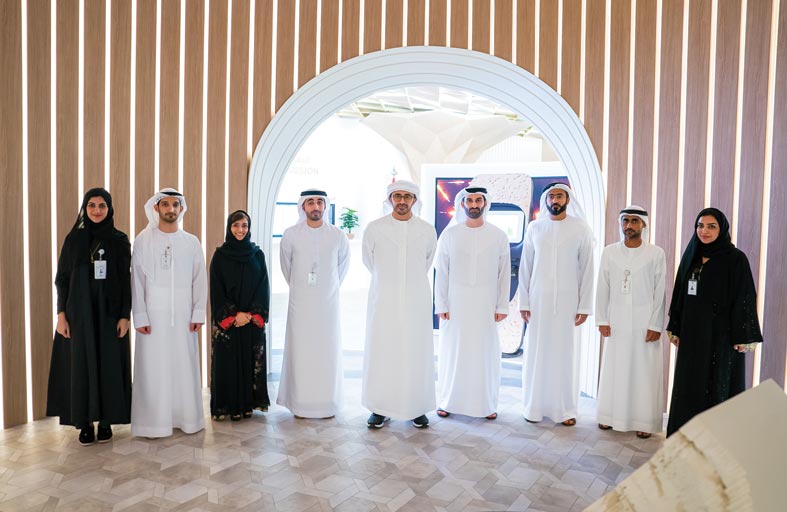 عبدالله بن زايد يطلق مشروع البعثة الذكية الأول من نوعه عالميا  