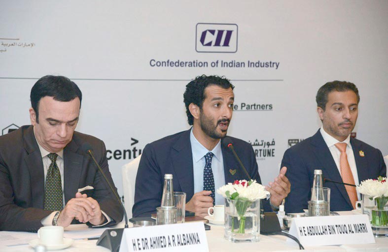 عبدالله بن طوق: الشراكة الاقتصادية بين الإمارات والهند قيمة مضافة للحركة التجارية