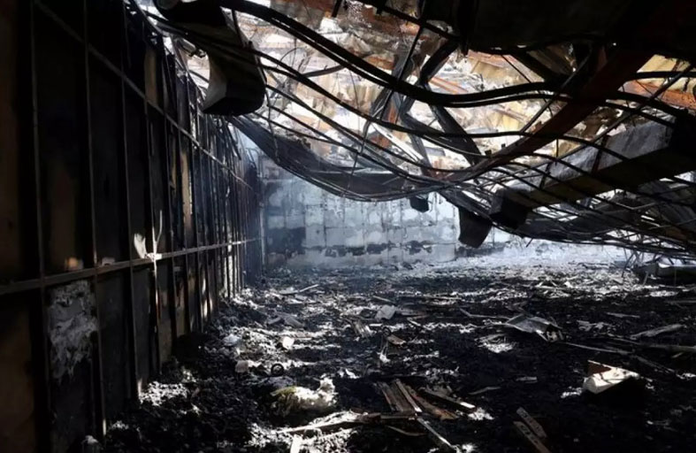 حريق سجن إيران اندلع بعد اشتباك الشرطة مع سجناء 