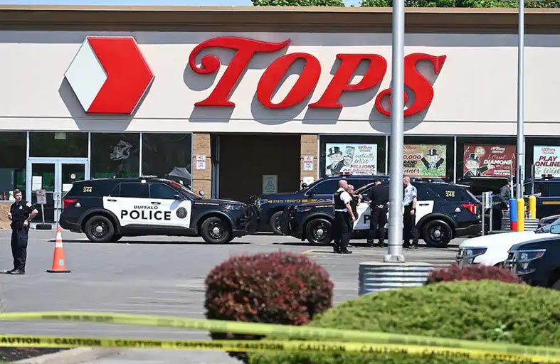 «الاستبدال العظيم»، النظرية التي أثارها مجرم بوفالو