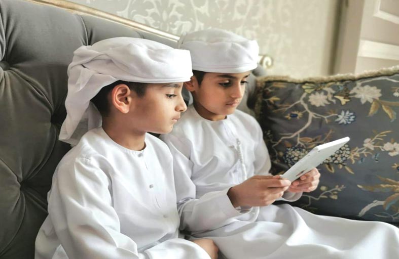 شرطة أبوظبي: حماية الأبناء على الإنترنت مسؤولية أولياء الأمور