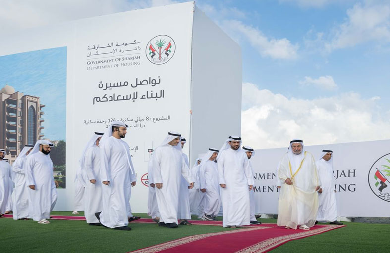 حاكم الشارقة يضع حجر الأساس لعدد من المشروعات التنموية في مدينة دبا الحصن