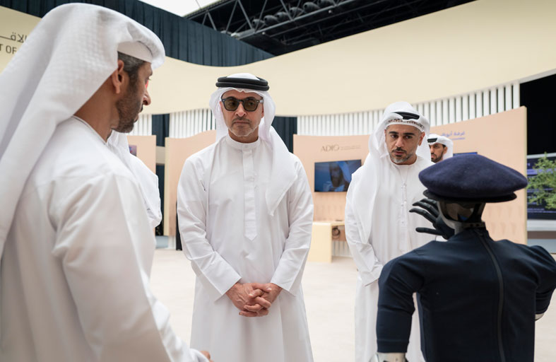 هزاع بن زايد يفتتح فعاليات الدورة الأولى من منتدى العين لأعمال المستقبل 