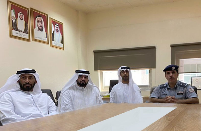 أكاديمية الدفاع المدني بدبي تطلع على الخطط الرياضية في شرطة أبوظبي
