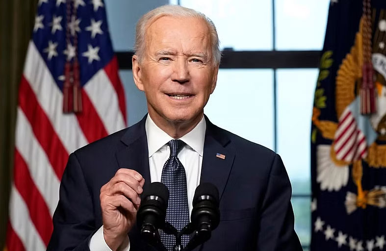 بايدن ينهي حالة الطوارىء الصحية المتعلقة بكوفيد 