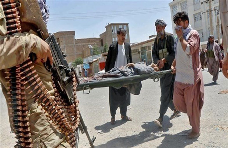 واشنطن تدفع قاذفات B-52 إلى أفغانستان لوقف تقدم «طالبان»