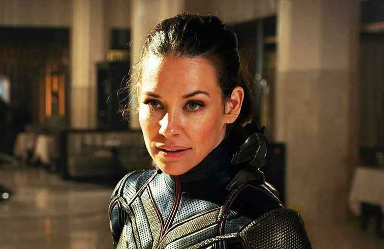 بعد سقوط مروع.. إيفانجلين ليلي تعاني تلفا دماغيا