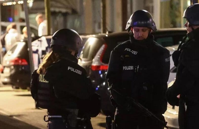   توقيفات في ألمانيا والسويد بتهم جرائم ضد الإنسانية بسوريا